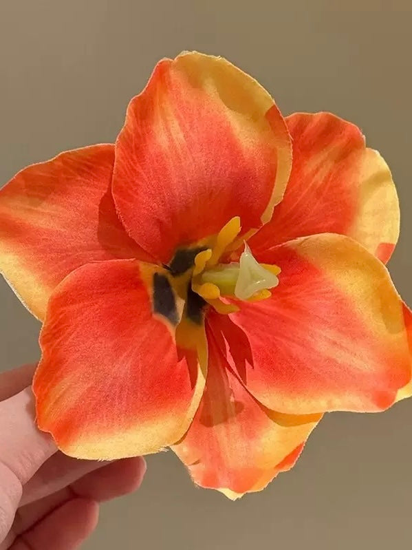Hibiscus Bloom Hair Clip