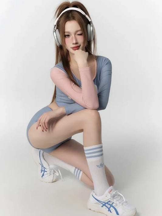 Jeong Pink & Blue 3-Piece Swimsuit Set – Long Sleeve Crop Top, Bikini Bottom & Shorts