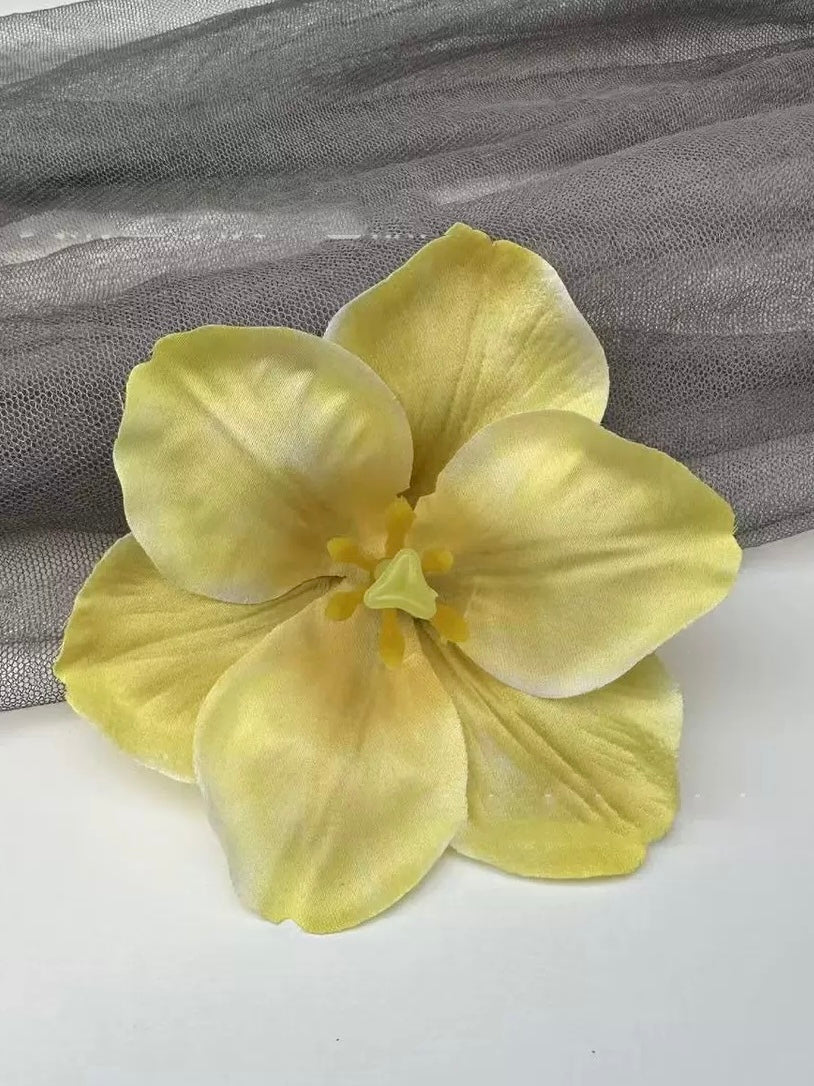 Hibiscus Bloom Hair Clip