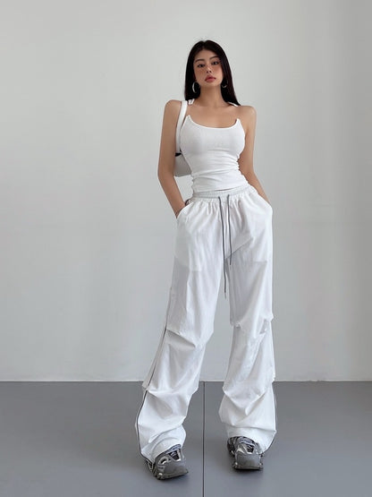 Invisible Strap Padded Tank Top - White